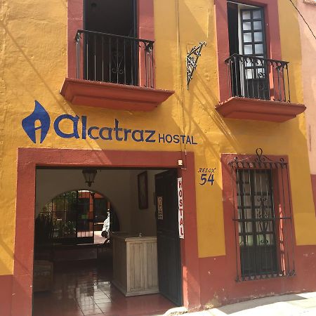 Alcatraz Hostal Альенде Экстерьер фото